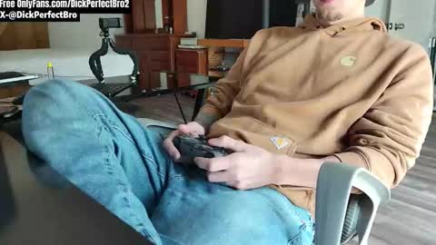 sunny valentine online show from February 25, 3:46 pm