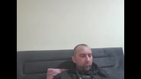 super42835015 online show from April 15, 5:35 pm