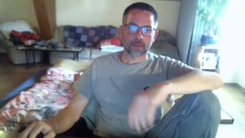 supersquirrel81 online show from March 22, 3:06 pm