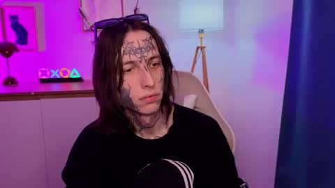 Eric online show from April 10, 4:03 pm