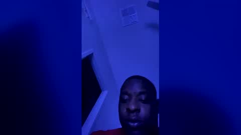 swaggysavage27 online show from March 13, 9:06 am