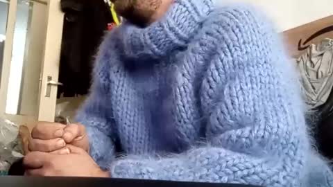 sweaterboy666 online show from November 11, 12:21 pm