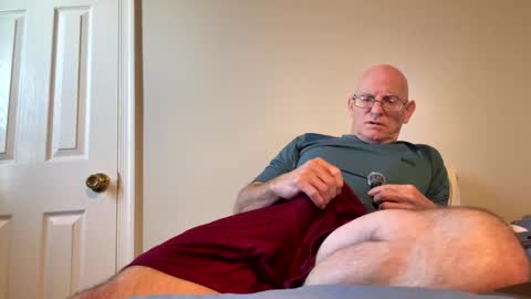 Zeppelin man online show from April 12, 2:29 pm