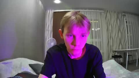 SweetyBoy online show from December 5, 12:56 pm