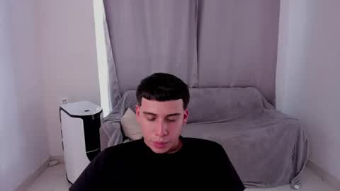 Lian online show from February 15, 10:11 pm