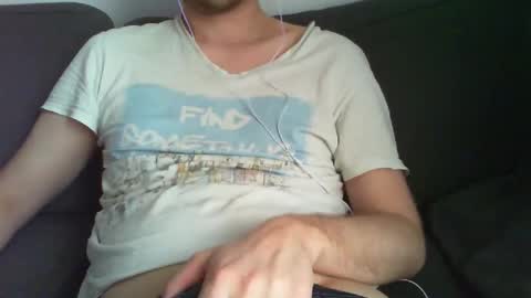 Snapshot of swim_696969 chatting on March 8, 2:49 pm M online show from March 8, 2:49 pm