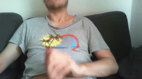 Snapshot of swim_696969 chatting on February 9, 12:52 pm M online show from February 9, 12:52 pm