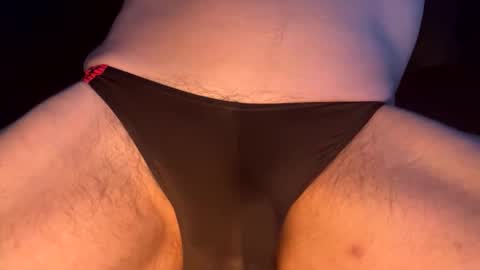 Snapshot of swimjock92262 chatting on October 18, 10:47 pm swimjock92262 online show from October 18, 10:47 pm