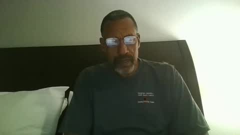 swimmerbod2495 online show from March 22, 4:39 am