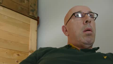 swissscooby55 online show from October 10, 12:10 pm