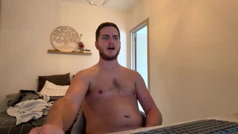 syl092 online show from April 15, 5:35 pm