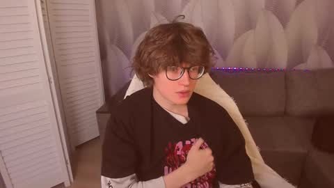 syndydels online show from February 11, 3:28 pm