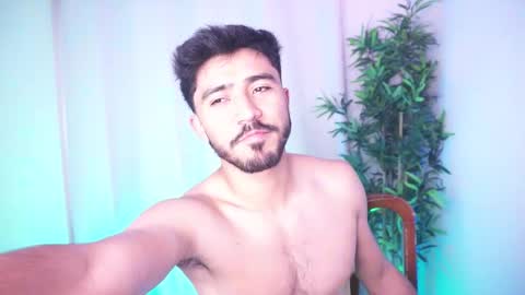 t0ny_wylie online show from February 3, 9:31 pm