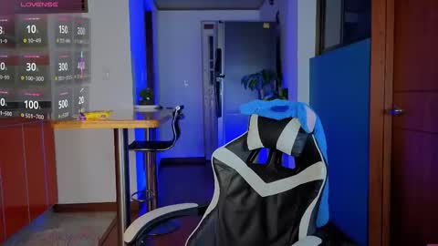 taichi online show from February 5, 11:06 am