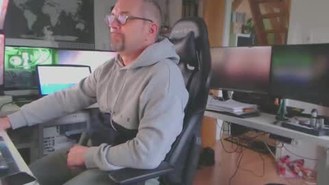 Oliver online show from January 5, 12:53 pm