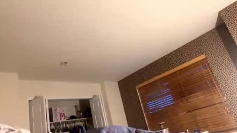 Cum find out online show from January 6, 12:24 pm