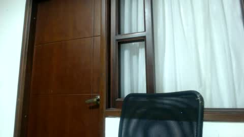 talhi_ online show from July 2, 2:32 am
