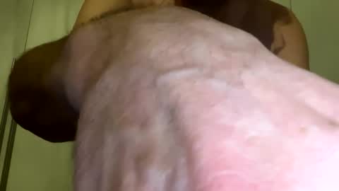 Snapshot of tall_shy_kitty chatting on December 15, 5:02 am tall_shy_kitty online show from December 15, 5:02 am