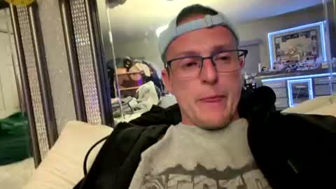 first stream was very fun grateful for every follow and super active chat online show from June 4, 7:03 am