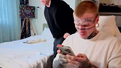 Alex but u can call me Theo online show from February 3, 9:14 am