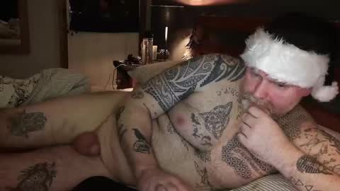 Tattooeddilf 01 online show from December 15, 2:08 am