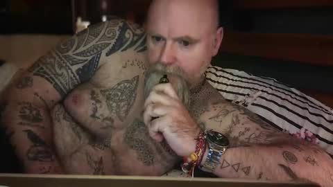 Tattooeddilf 01 online show from February 2, 7:22 pm