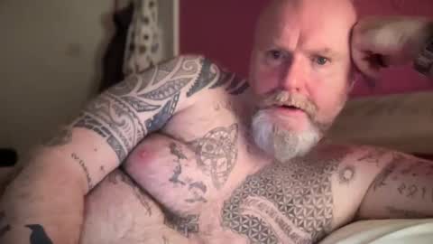 Tattooeddilf 01 online show from January 19, 12:06 am