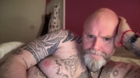 Tattooeddilf 01 online show from January 16, 11:06 pm