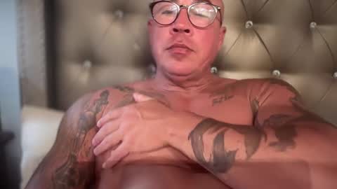 tattoosandabs online show from March 11, 8:41 am