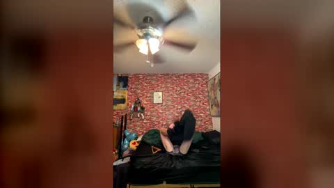 Trevorling online show from February 3, 2:11 pm