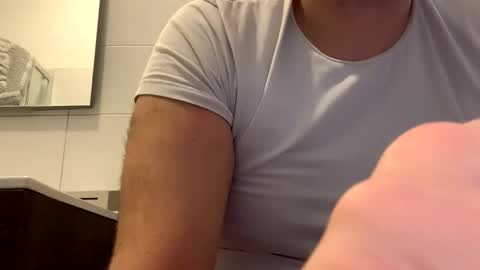 Tbest1986 online show from February 14, 8:53 am