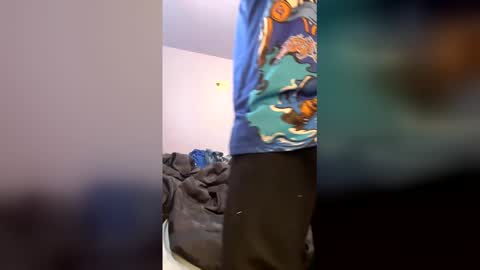 tbone199169 online show from May 18, 5:39 pm