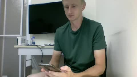 tcute0 online show from October 12, 9:42 pm