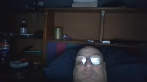 Snapshot of tebb61 chatting on September 27, 8:56 am Mark online show from September 27, 8:56 am