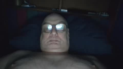 Snapshot of tebb61 chatting on October 10, 9:14 am Mark online show from October 10, 9:14 am