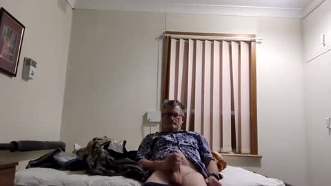 Snapshot of teddstiff chatting on February 2, 6:31 pm Theodore online show from February 2, 6:31 pm
