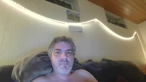 Peter online show from November 18, 11:15 pm