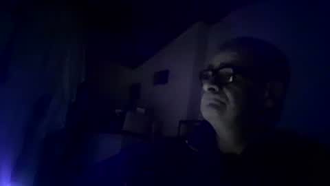 Snapshot of telecommandedu26 chatting on January 14, 1:15 am telecommandedu26 online show from January 14, 1:15 am