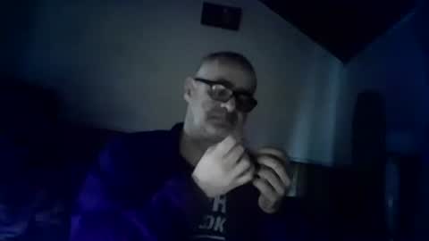 Snapshot of telecommandedu26 chatting on December 11, 2:28 pm telecommandedu26 online show from December 11, 2:28 pm