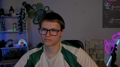 teo_sol online show from May 15, 6:43 am