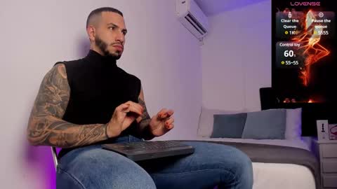 Teo Ferrer online show from February 16, 8:22 pm