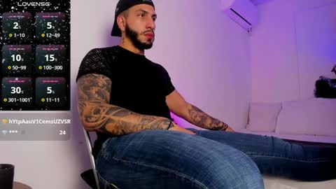 Teo Ferrer online show from December 21, 9:25 pm