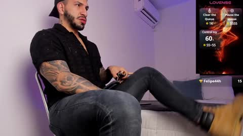 Teo Ferrer online show from February 8, 8:53 pm