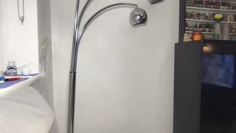 Terence online show from March 18, 3:31 am