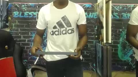 terry_zyzz online show from April 8, 10:25 am