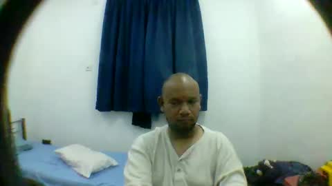 Snapshot of tested123 chatting on October 25, 6:53 pm yours online show from October 25, 6:53 pm