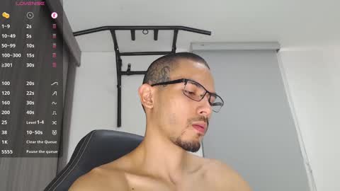 INSTAGRAM   Th1rss online show from February 20, 2:13 pm