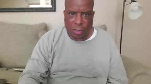 thadax197 online show from April 9, 5:08 pm