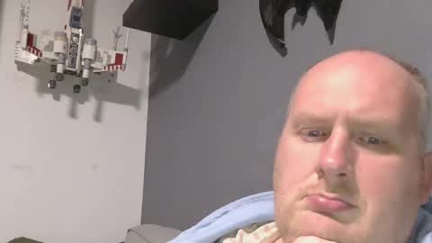 the007146368 online show from March 6, 11:57 pm