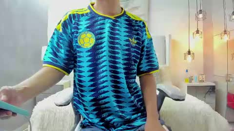   T H E    M A R K   K I N G online show from July 7, 6:44 pm